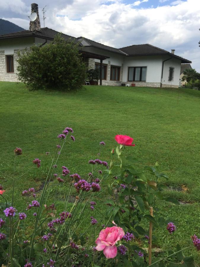 Paradiso Sul Lago Calceranica al Lago Exterior foto