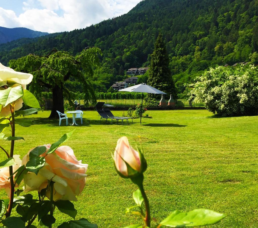 Paradiso Sul Lago Calceranica al Lago Exterior foto