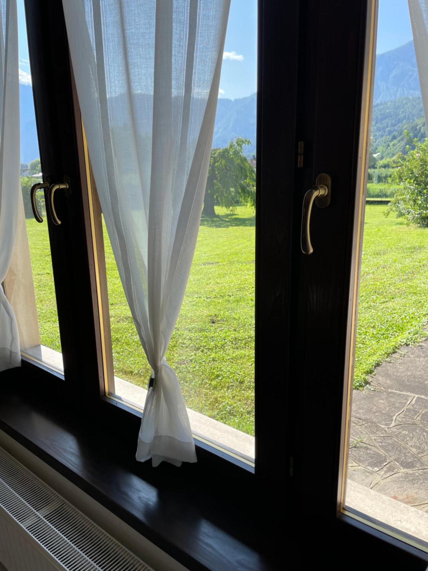 Paradiso Sul Lago Calceranica al Lago Exterior foto
